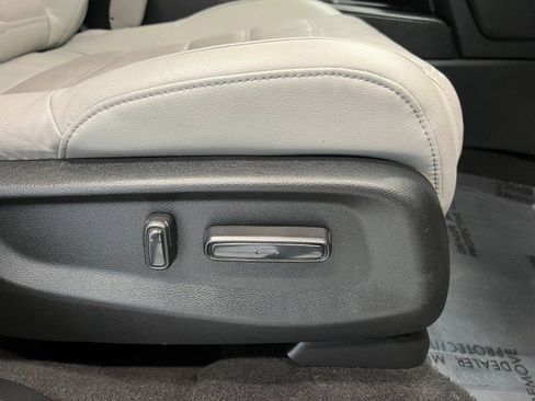 Used 2018 Honda CR-V EX-L image 18