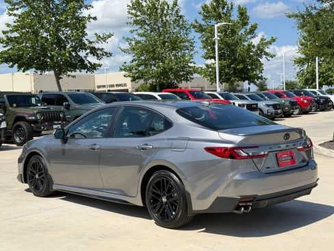 Used 2026 Toyota Camry SE w/ Convenience Package FWD image 6