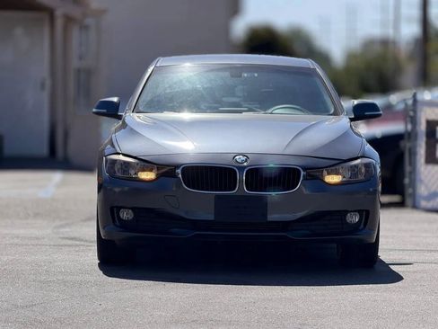 Used 2015 BMW 320i Sedan RWD image 3