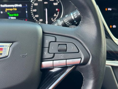 Certified 2025 Cadillac XT6 Premium Luxury image 31