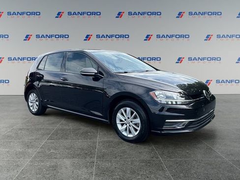 Used 2019 Volkswagen Golf 4-Door FWD image 7