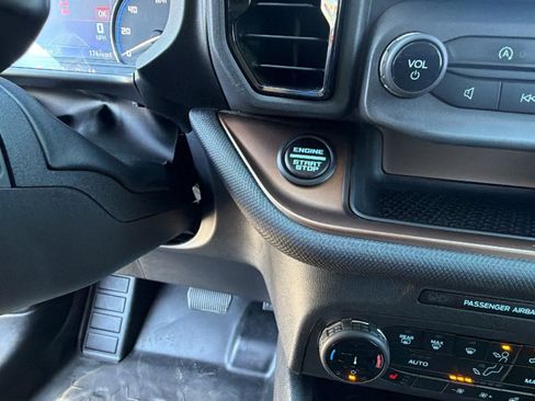 Certified 2023 Ford Bronco Sport Badlands w/ Premium Package AWD/4WD image 17