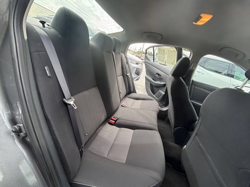 Used 2025 Nissan Sentra SV FWD image 33