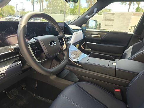 New 2026 INFINITI QX80 4WD w/ Sport Exterior Package image 17