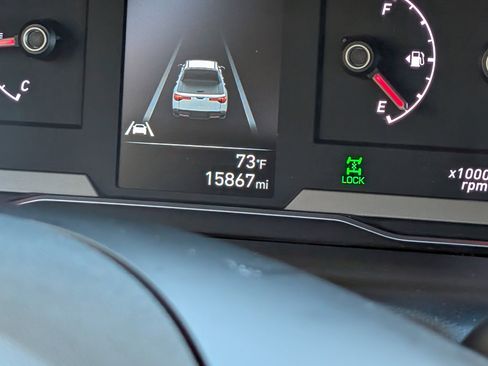 Used 2023 Hyundai Santa Cruz SEL image 25