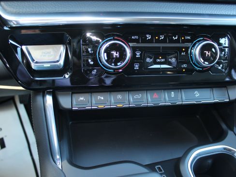 New 2026 GMC Sierra 1500 Denali w/ Technology Package image 39