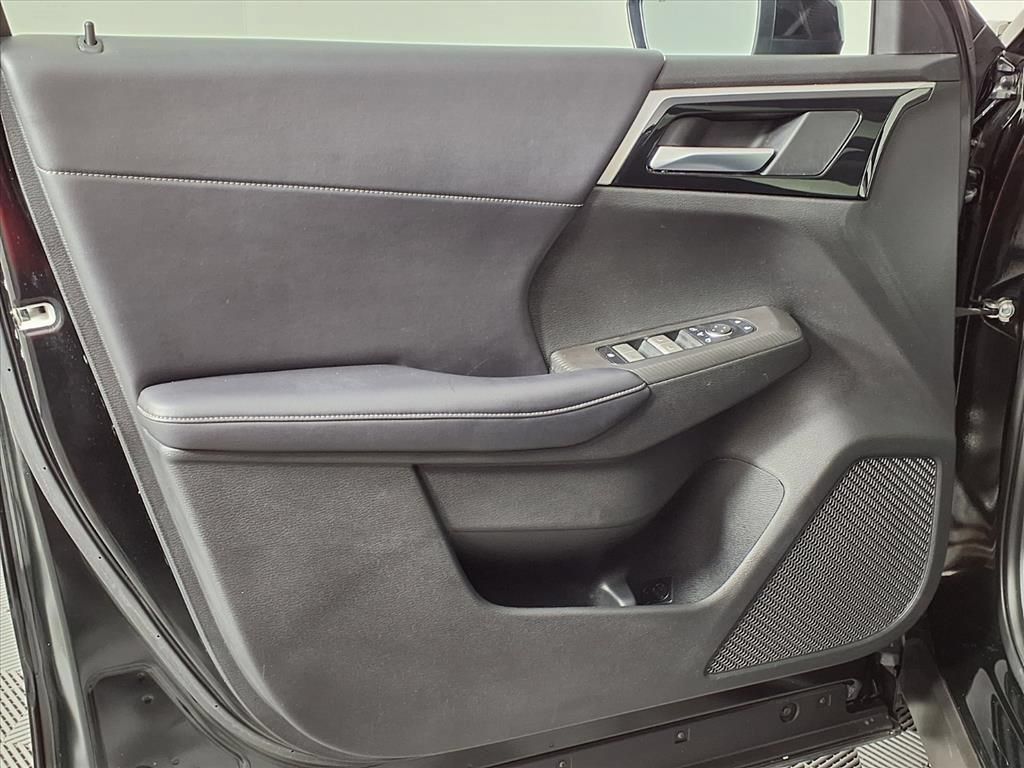Used 2024 Mitsubishi Outlander SE FWD image 24