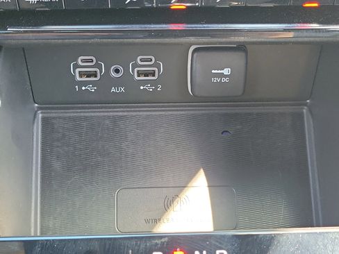 Used 2023 Jeep Grand Cherokee Altitude image 24