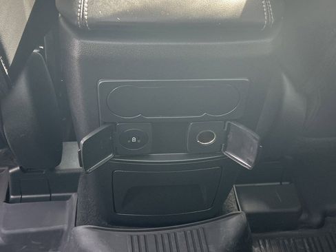 Used 2024 Ford Explorer XLT w/ Equipment Group 202A image 15