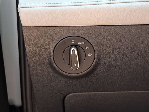 New 2026 Volkswagen Taos S AWD/4WD image 15