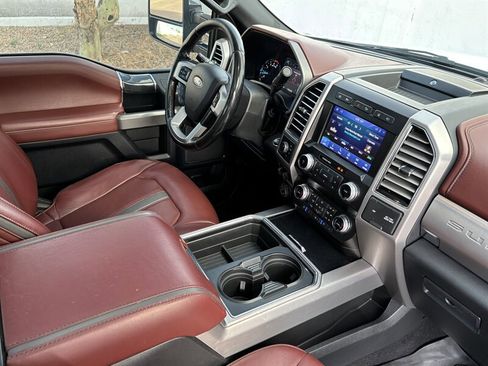 Used 2020 Ford F350 Platinum image 42