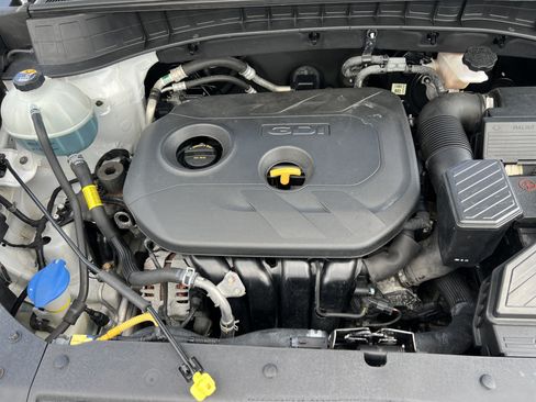 Used 2019 Hyundai Tucson SE AWD/4WD image 26