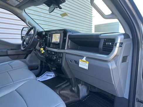 New 2025 Ford F250 XL RWD image 32