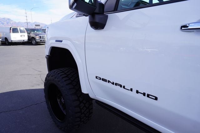 Used 2026 GMC Sierra 3500 Denali Ultimate AWD/4WD image 22