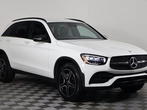 Certified 2022 Mercedes-Benz GLC 300 4MATIC image 3