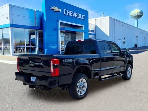 Used 2024 Ford F350 XLT w/ Black Appearance Package AWD/4WD image 3