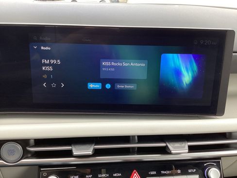 Used 2025 Hyundai Tucson SEL image 18