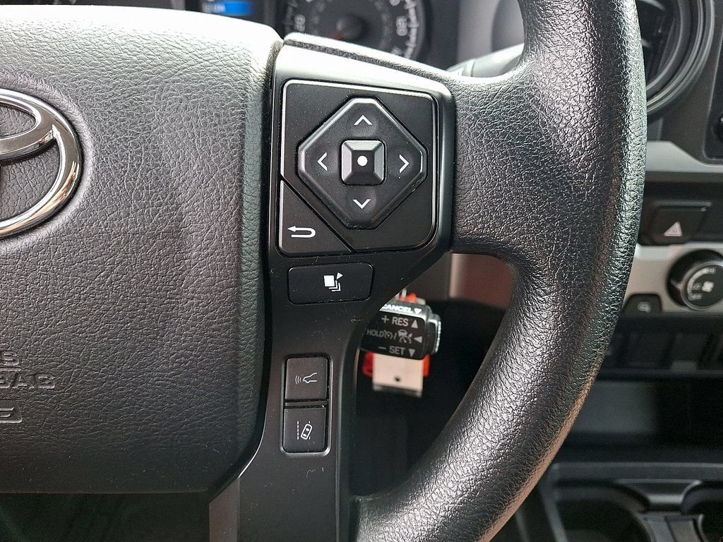 Used 2022 Toyota Tacoma SR RWD image 21