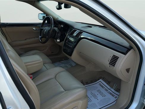 Used 2007 Cadillac DTS Luxury II image 15