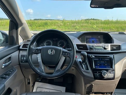 Used 2014 Honda Odyssey EX-L image 16