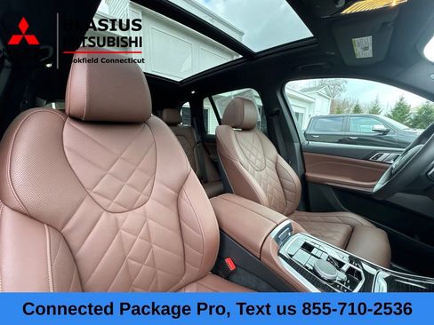 Used 2025 BMW X5 xDrive40i w/ M Sport Package image 17