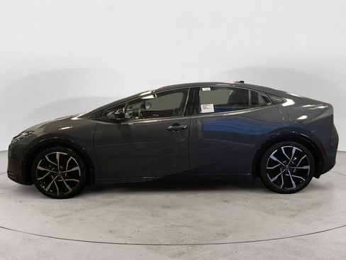 New 2026 Toyota Prius Plug-In Hybrid image 2