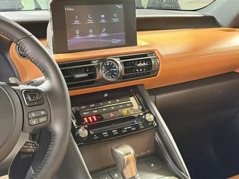 Certified 2025 Lexus IS 350 F Sport image 15