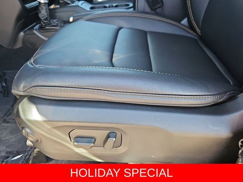 New 2025 Jeep Gladiator Willys image 28