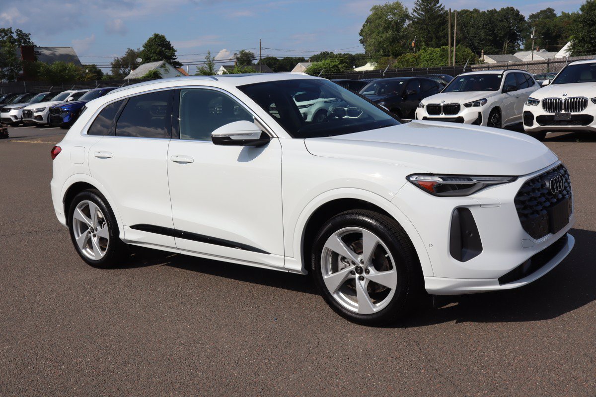 Used 2025 Audi Q5 Prestige AWD/4WD image 3