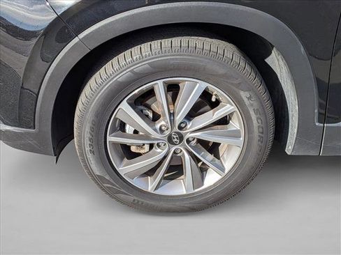 Used 2020 Hyundai Santa Fe SEL w/ Convenience Package image 15