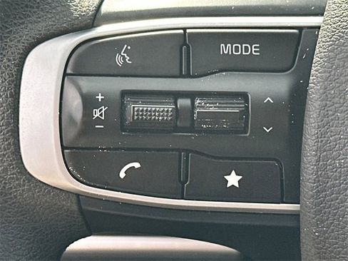 Certified 2024 Kia Sportage LX image 25