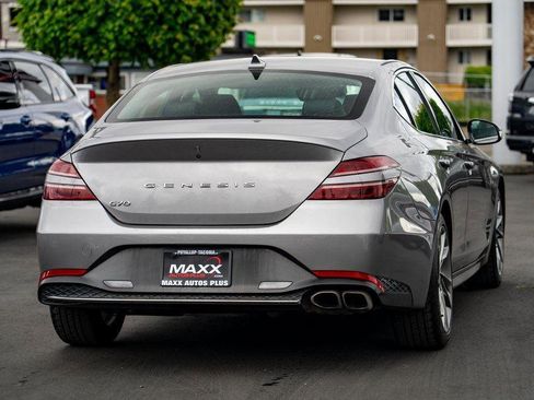 Used 2022 Genesis G70 2.0T image 10