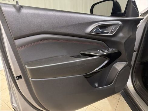 Used 2024 Chevrolet Trax RS FWD image 10