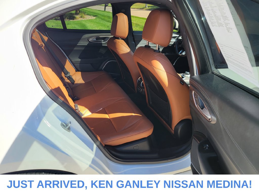 Used 2022 Alfa Romeo Giulia Ti AWD/4WD image 19