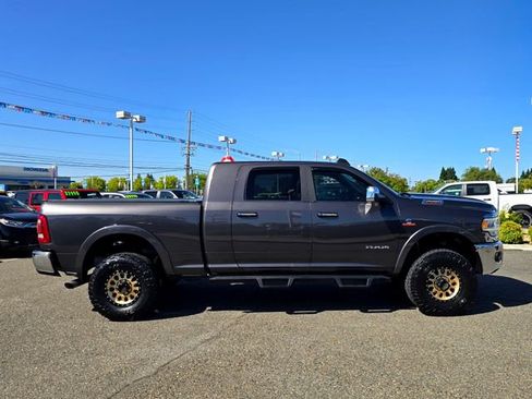 Used 2021 RAM 2500 Laramie AWD/4WD image 7