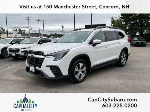 Used 2024 Subaru Ascent Premium w/ Convenience Package AWD/4WD image 3