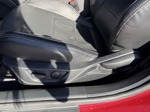 Used 2020 Ford Mustang Premium image 15