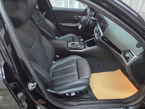 Used 2019 BMW 330i xDrive Sedan w/ Convenience Package image 13