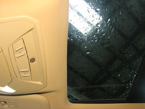 Used 2018 Ford Escape SE w/ SE SYNC Package image 28