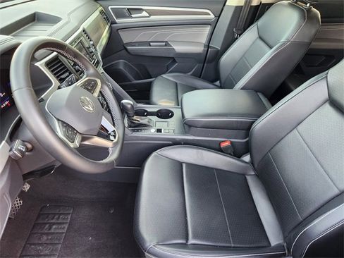 Used 2022 Volkswagen Atlas SE image 13