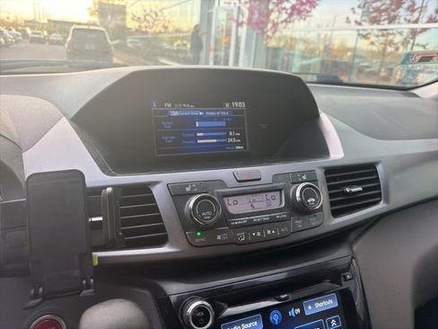 Used 2014 Honda Odyssey EX-L image 21