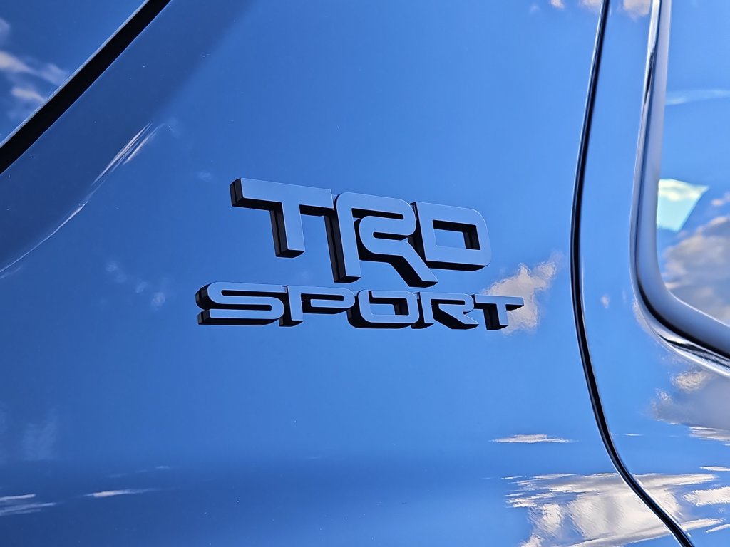 New 2026 Toyota 4Runner TRD Sport Premium AWD/4WD image 4