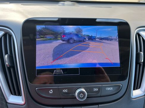 Used 2024 Chevrolet Malibu LT image 48