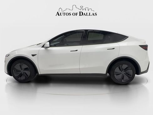 Used 2026 Tesla Model Y 2WD image 5