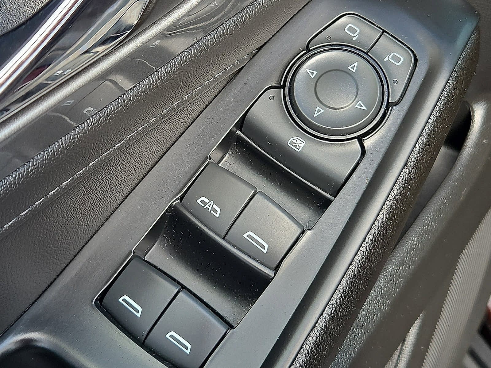 Used 2023 Chevrolet Traverse LT AWD/4WD image 14