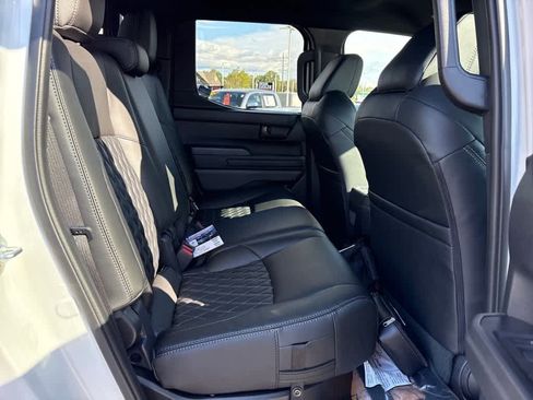 New 2025 Toyota Tacoma SR5 image 7