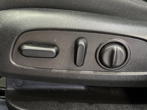 Used 2021 Chevrolet Blazer LT image 30