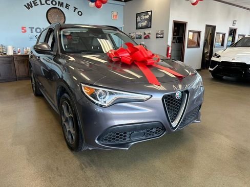 Used 2018 Alfa Romeo Stelvio Sport w/ Quick Order Package 22J Sport image 4