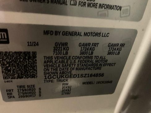 Used 2025 Chevrolet Silverado 1500 LTZ image 33