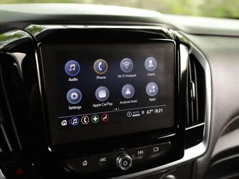 Used 2023 Chevrolet Traverse LT AWD/4WD image 13